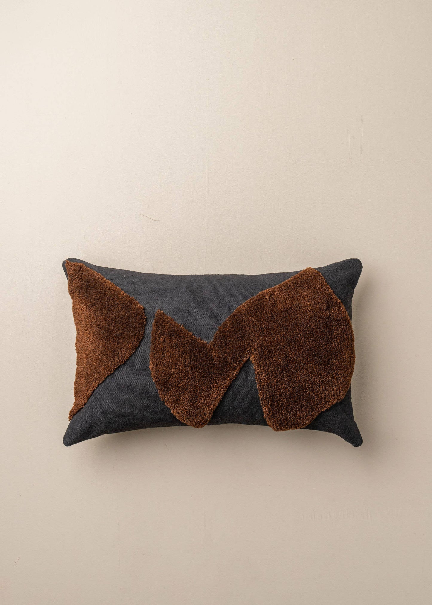 Abstract Cushions | Black/Chocolate
