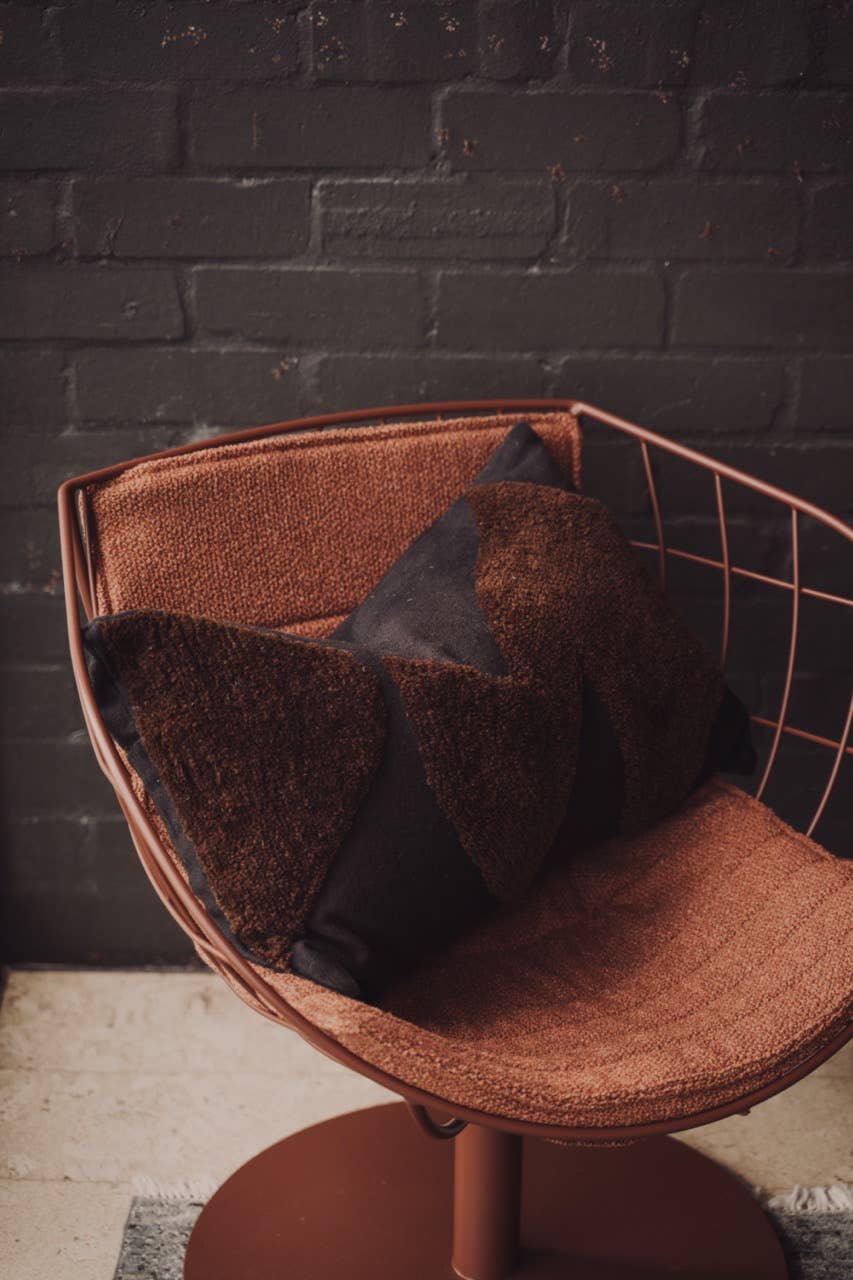 Abstract Cushions | Black/Chocolate