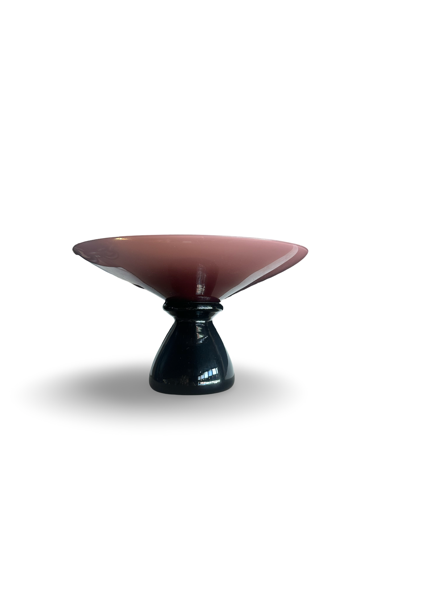 Decorative pedestal bowl