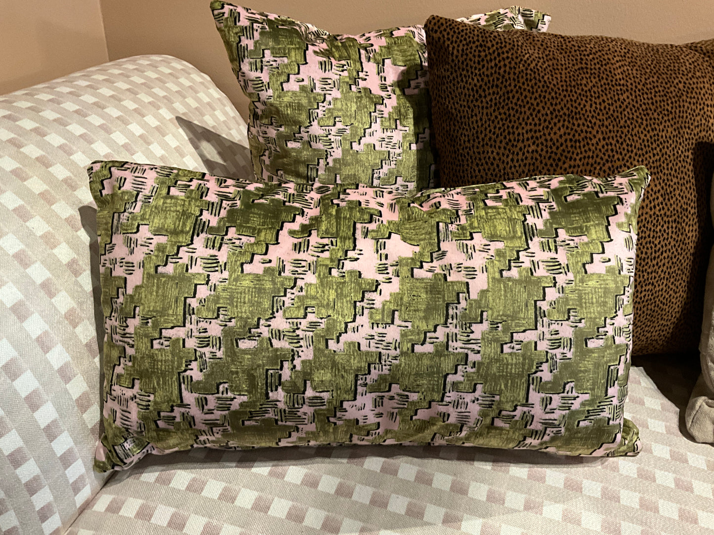STS Small Lumbar Pillow