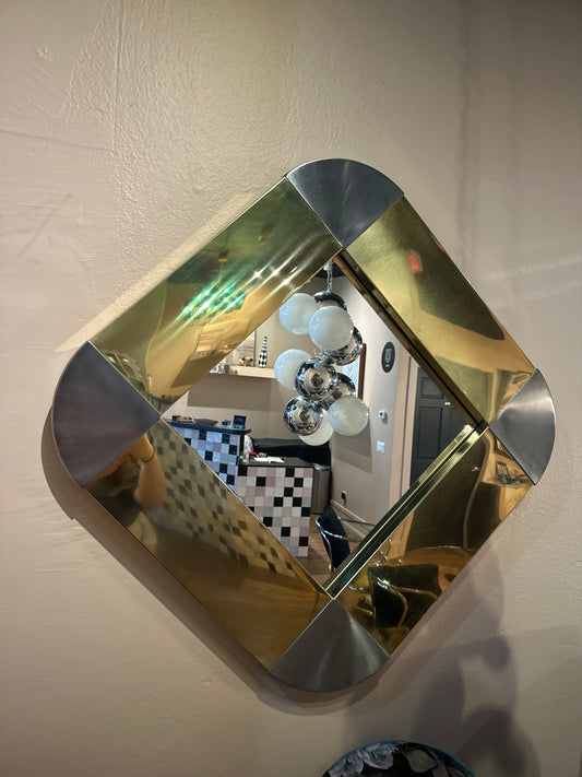 Jere Mirror