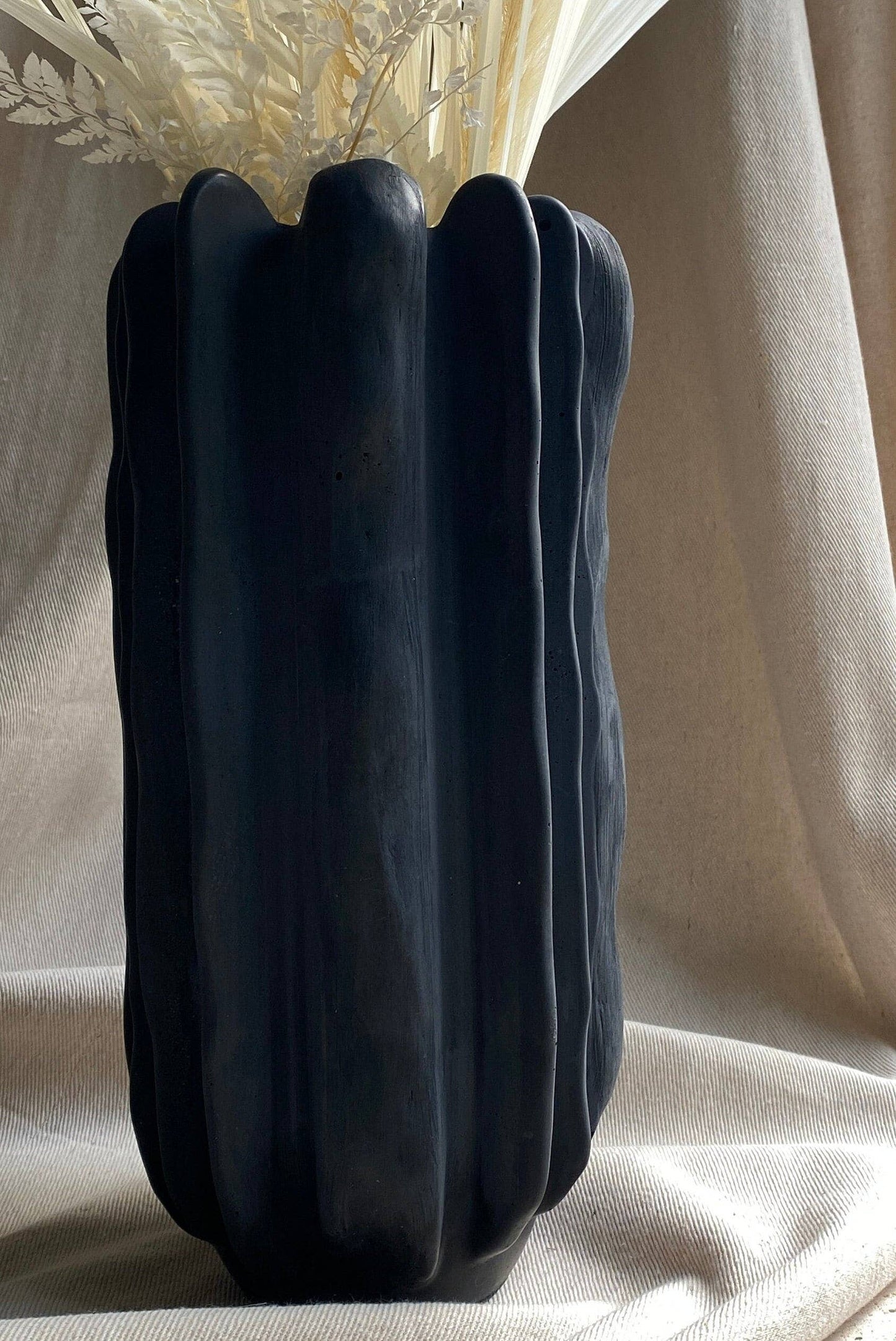 FORMA - concrete vase