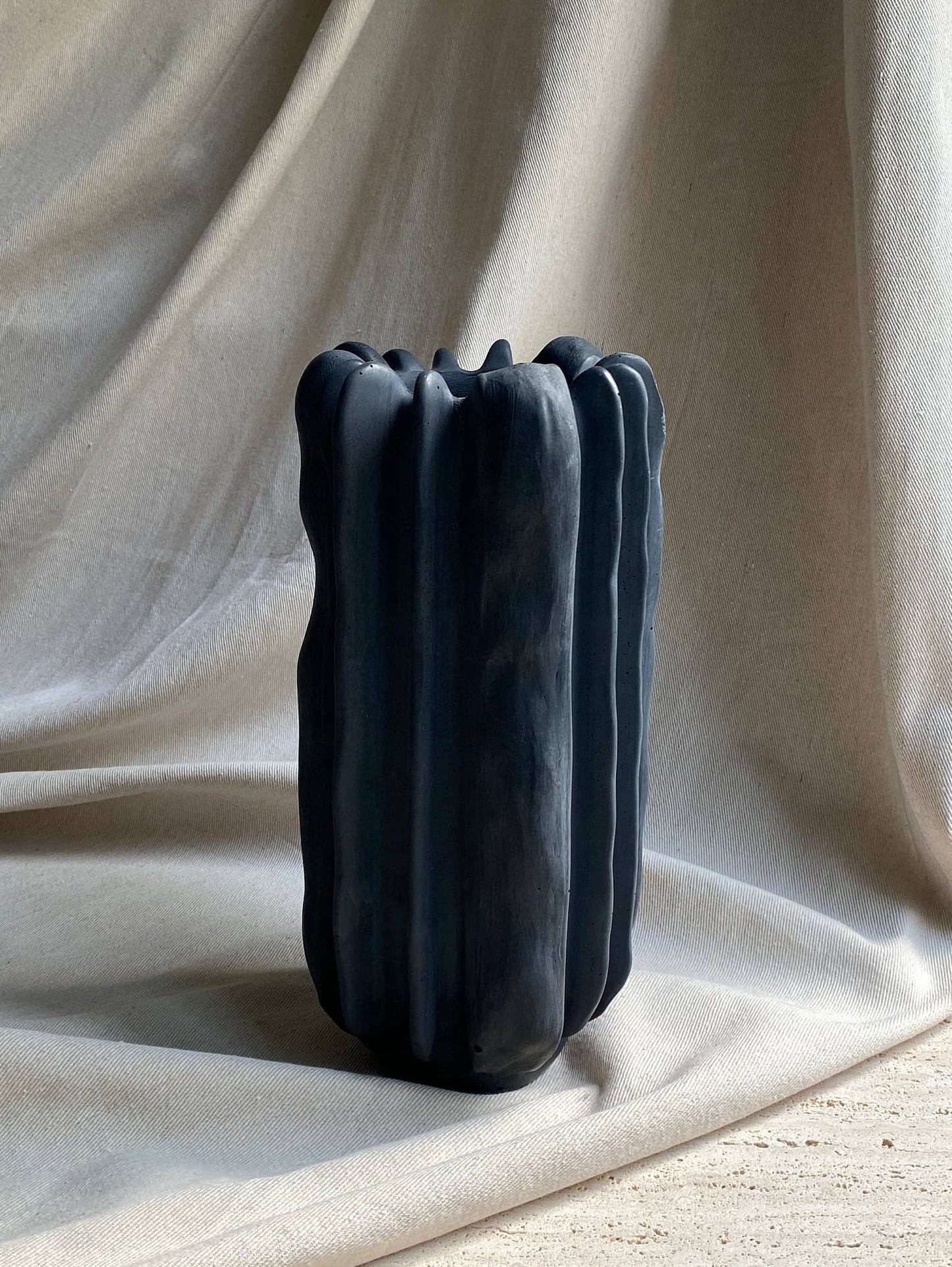FORMA - concrete vase