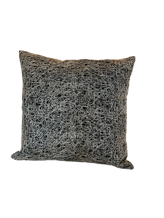 STS pillow silver + black